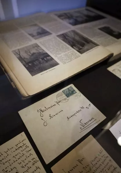 Grafika zapowiadająca spotkanie o twórczości Władysława Reymonta w Bibliotece Uniwersyteckiej w Poznaniu